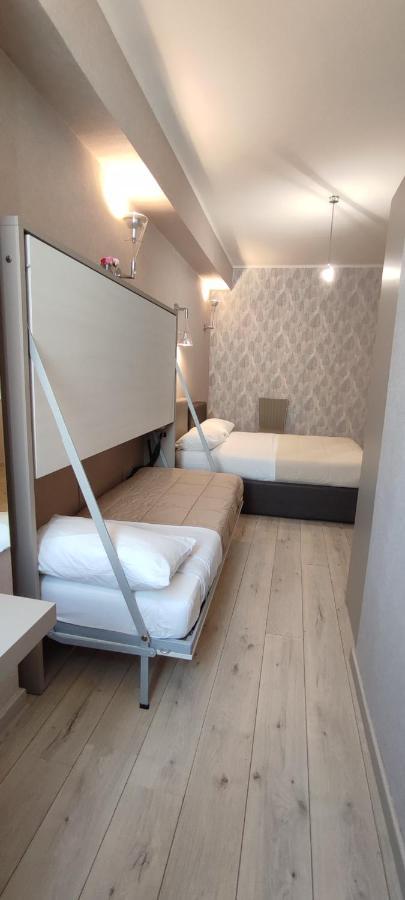 Nitto House Hotell Bari Exteriör bild