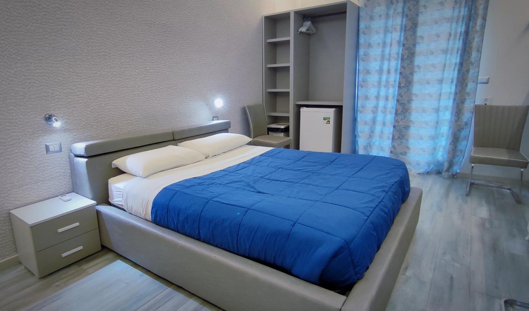 Nitto House Hotell Bari Exteriör bild